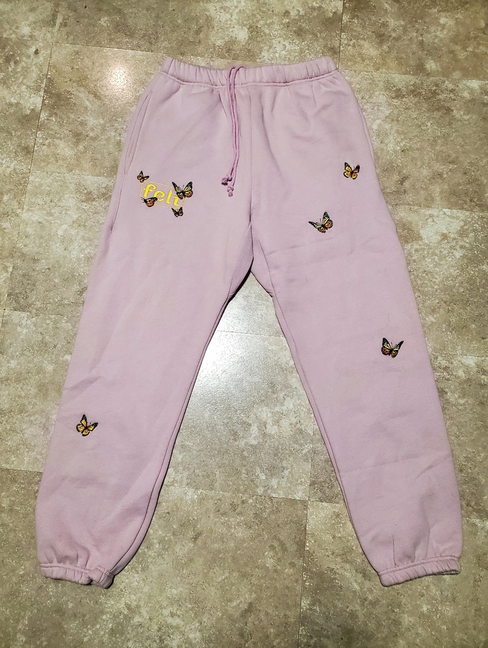 🆕️ felt Pink Butterfly Embroidered Sweatpants sz L